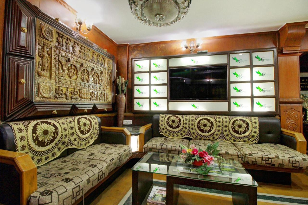 Collection O 14241 The Greenery - Holiday Inn 乌提 外观 照片